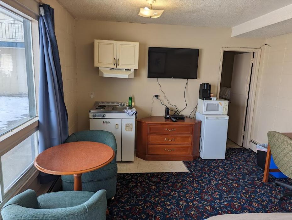 Matador Motel Drayton Valley Exterior foto
